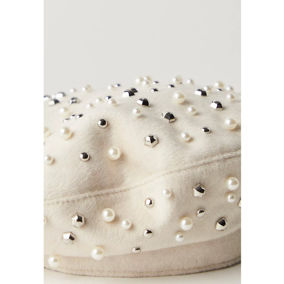 FREE PEOPLE x UNDERSTATED IVORY SO EMMA PEARL EMBELLISHED BERET HAT main image 6